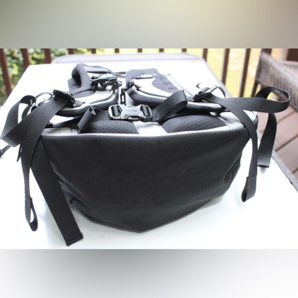 The North Face Generator backpack - Picture 7 of 15